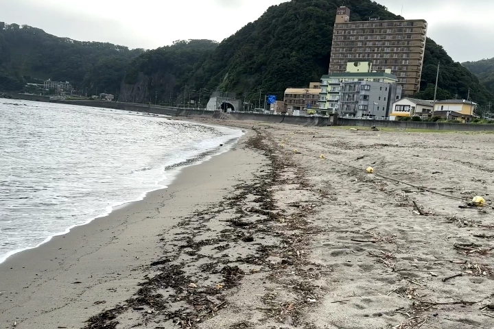 内海海水浴場の海岸