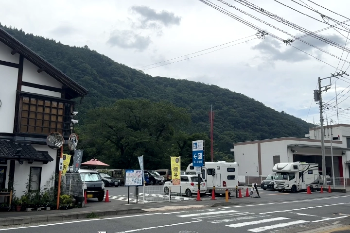 第2駐車場-朝10時ごろの写真