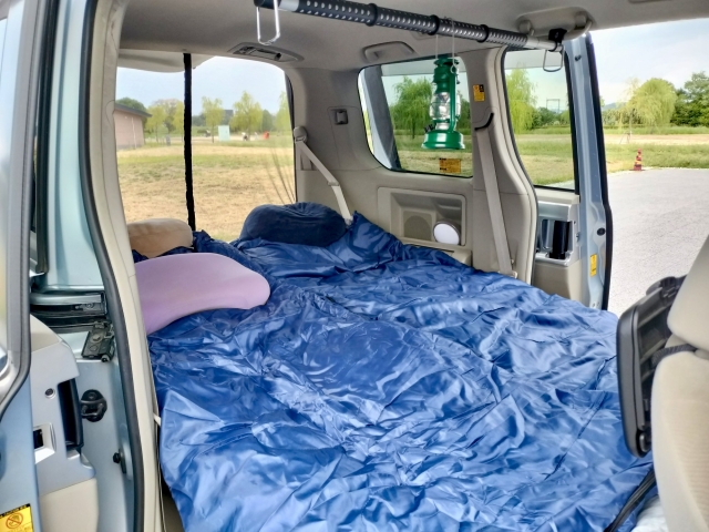 車中泊の車の中